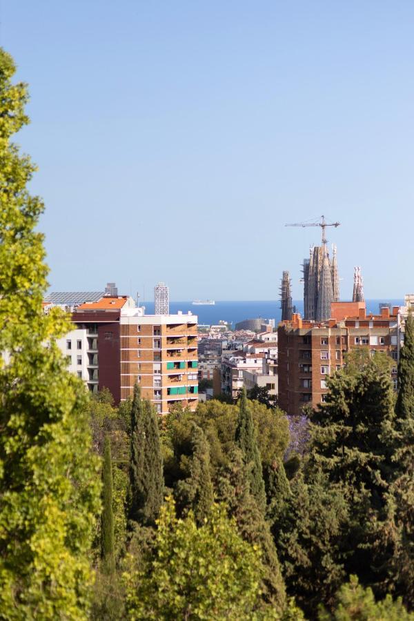 Lodging Apartments Guell Gaudi Барселона Экстерьер фото